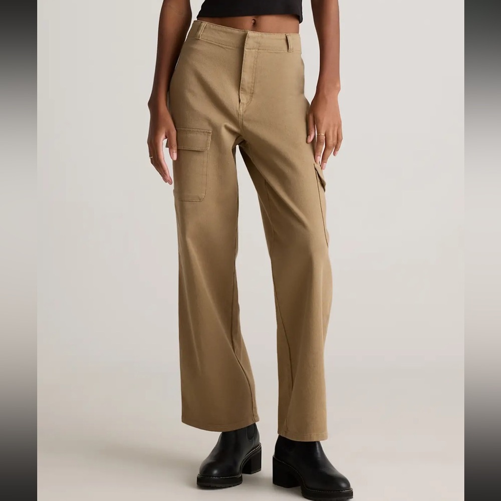 Quince Women's Wide Leg Khaki Pants NWT!